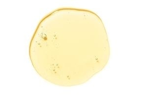 HYDROPEPTIDE MOISTURE RESET OIL  Moisture Reset Oil <br> Nährendes Gesichtsöl 
Feuchtigkeitsspendendes und nährendes botanisches Gesichtsöl, das bis zu 13 verschiedene wertvolle Öle für die Hydratation und Pflege der Haut enthält.