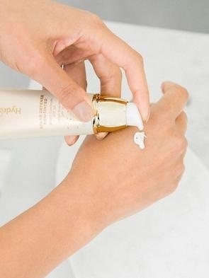 Geschenk Solar Defense Nontinted Minibar<br> Peptidhaltige Anti Age Sonnencreme SPF 50<br>15ml