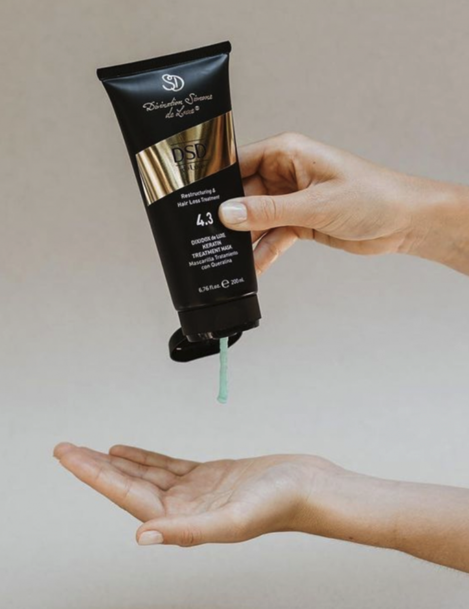 DSD SIMONE DE LUXE KERATIN TREATMENT MASK 
4.3L Haarkur mit Keratin gegen Haarausfall und Haarbruch.