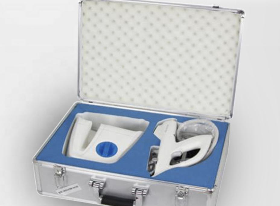 SKIN INJECTOR 2<br> Multifunktionelles Vakuum System <br> Motor hergestellt in der Schweiz