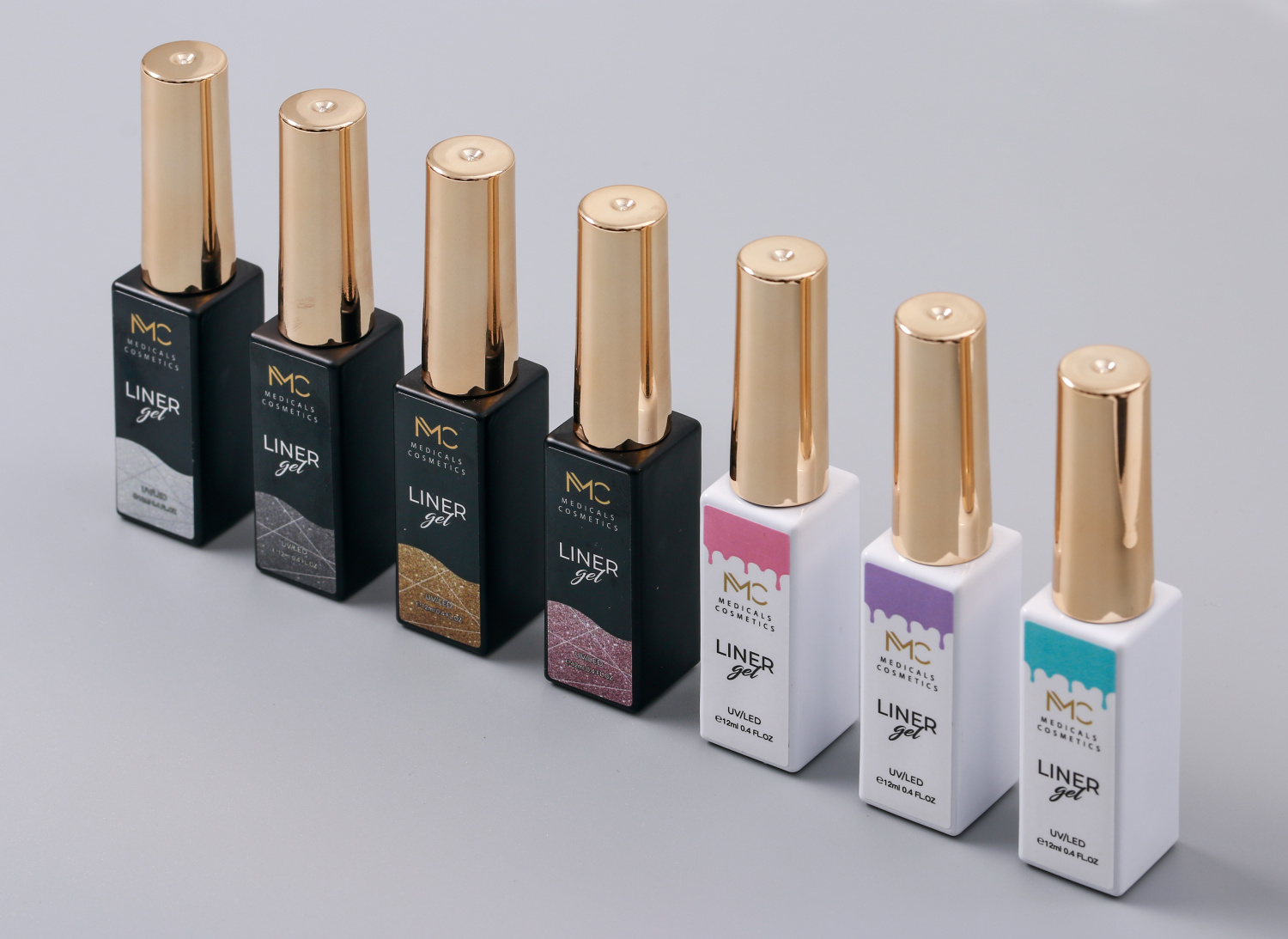 REFLECTIVE LINER GEL 03 - PROFESSIONAL MEDICALS COSMETICS - SILVER 
UV/LED-Nagelgel zur Verzierung mit ultra-feinen reflektierenden Glitzerpartikeln in Silberton