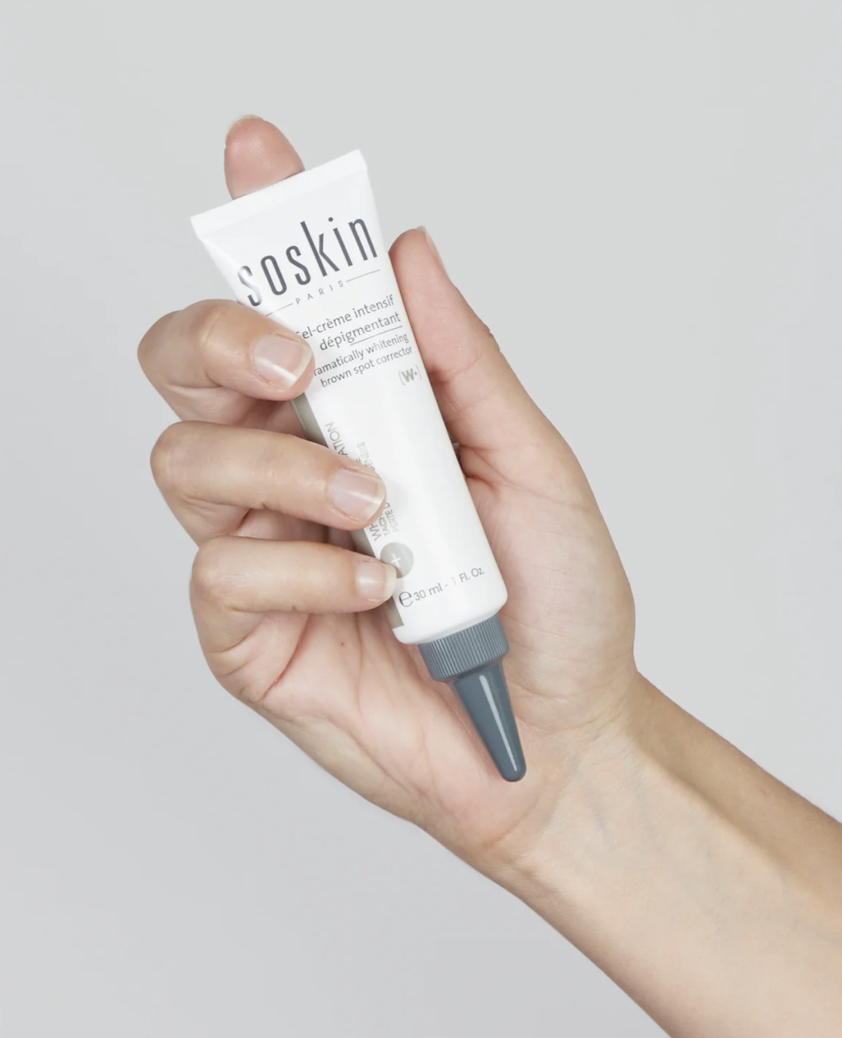 SOSKIN DRAMATICALLY WHITENING BROWN SPOT CORRECTOR 
Intensives depigmentierendes Gel-Crème 30 ml.