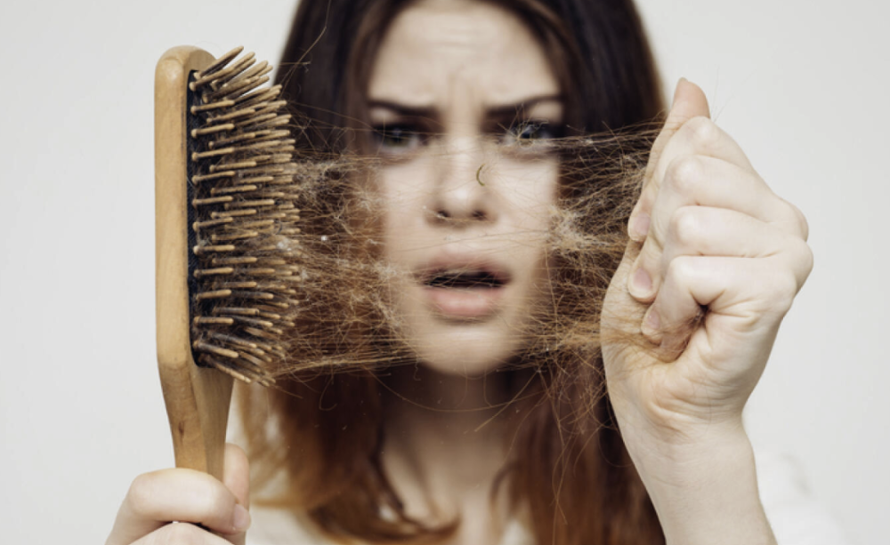 Mesotherapeutische Lösung gegen Haarausfall. Revitalisierende Haarkur für Alopezie und Haartransplantation<br>DSD Mesohair Solution