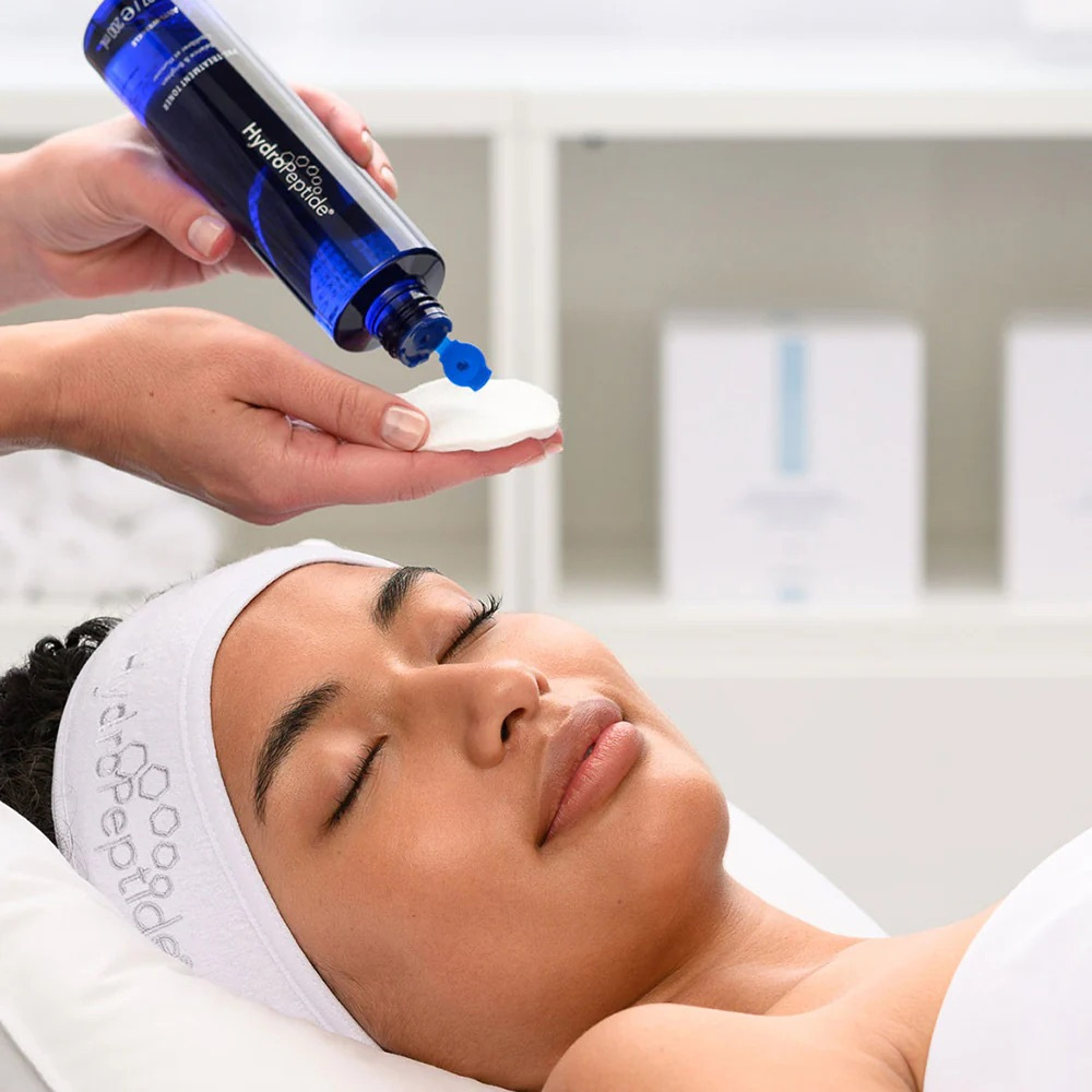 Pre Treatment Toner <br> Aktivierendes Anti-Aging Tonikum mit Peptiden