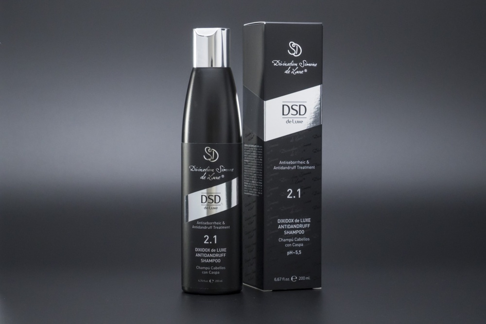 DSD SIMONE DE LUXE ANTIDANDRUFF SHAMPOO 
2.1 Anti-Schuppen und Anti-Haarausfall Shampoo mit Wachstumsstimullierender wirkung