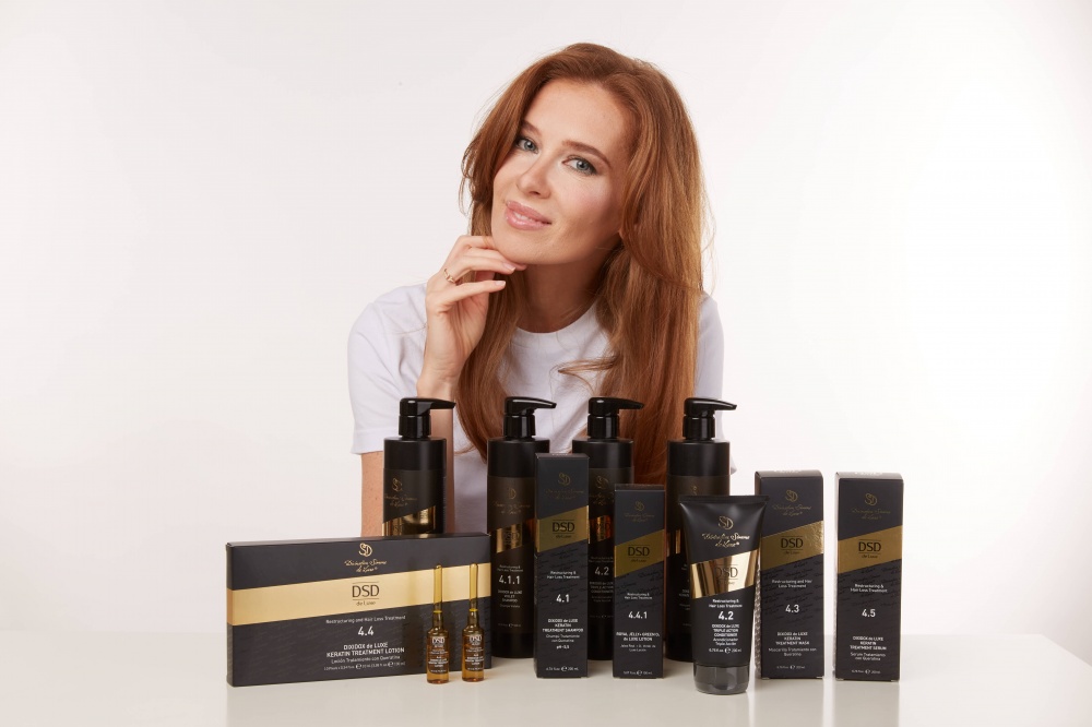 DSD SIMONE DE LUXE KERATIN SHAMPOO 
4.1 Shampoo für beschädigtes und brüchiges Haar mit Keratin. Zur Wiederherstellung und zum Haarwachstum.