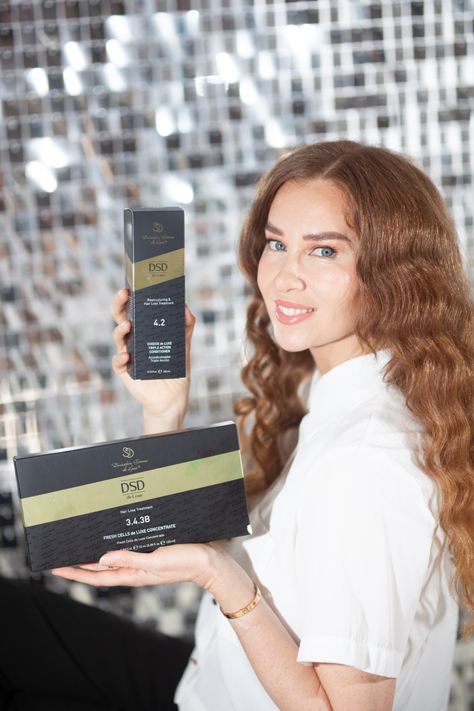 DSD DE LUXE TRIPLE ACTION CONDITIONER 
4.2 Haarconditioner mit dreifacher Wirkung. Geeignet für geschädigtes und brüchiges Haar.