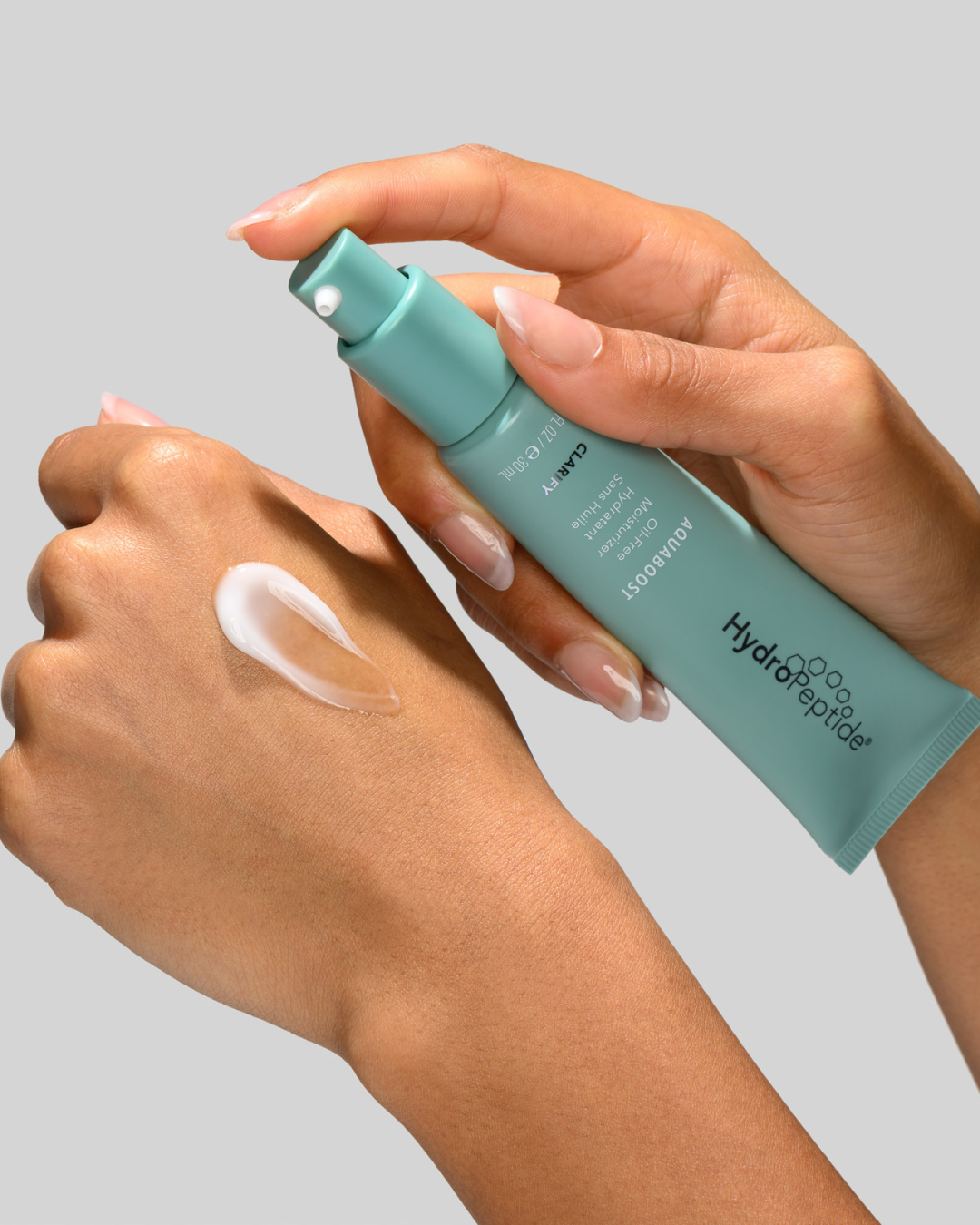 Aquaboost<br>Ölfreier Feuchtigkeitsspender<br>mit patentierten Peptiden