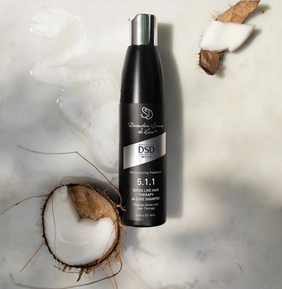 DSD SIMONE DE LUXE BTX LIKE HAIR THERAPY DE LUXE SHAMPOO 
5.1.1 Shampoo für trockenes Haar mit Hyaluronsäure